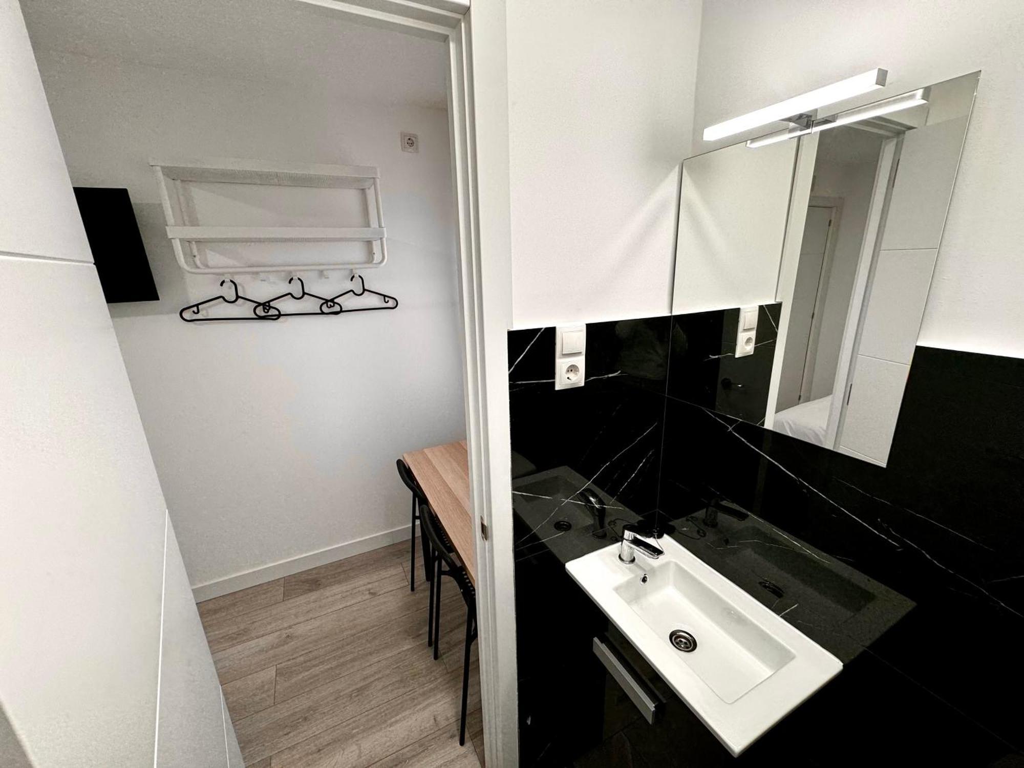Rooms Rayo Мадрид Экстерьер фото